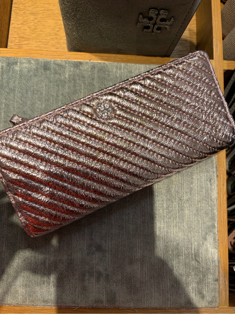 Tory Burch Metallic rose gold Quilted Zip Wallet - Deep Wine red new with tag - Picture 7 of 7